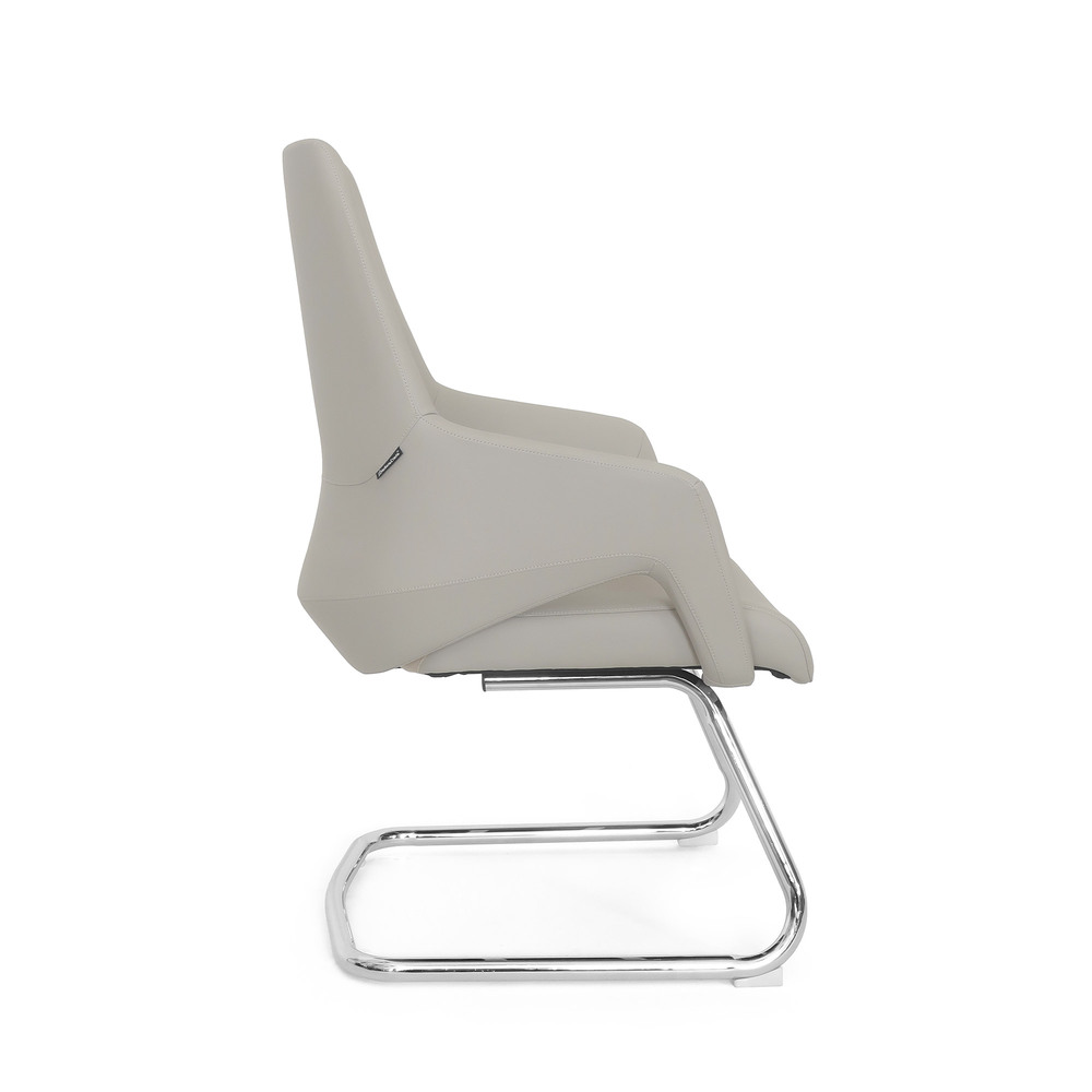 Кресло для посетителя