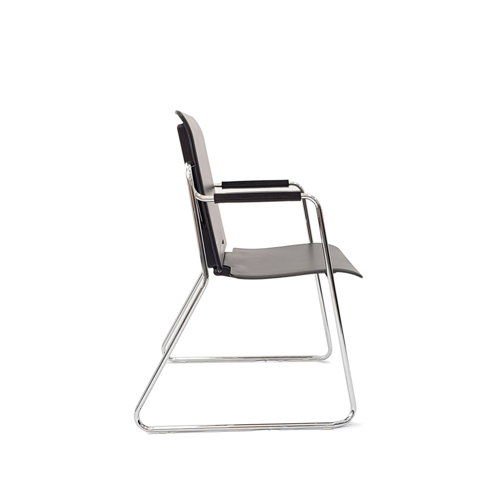 Кресло для посетителя