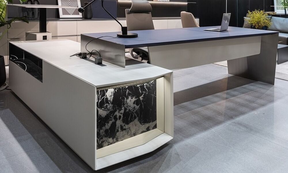 Стол с боковой тумбой, правый