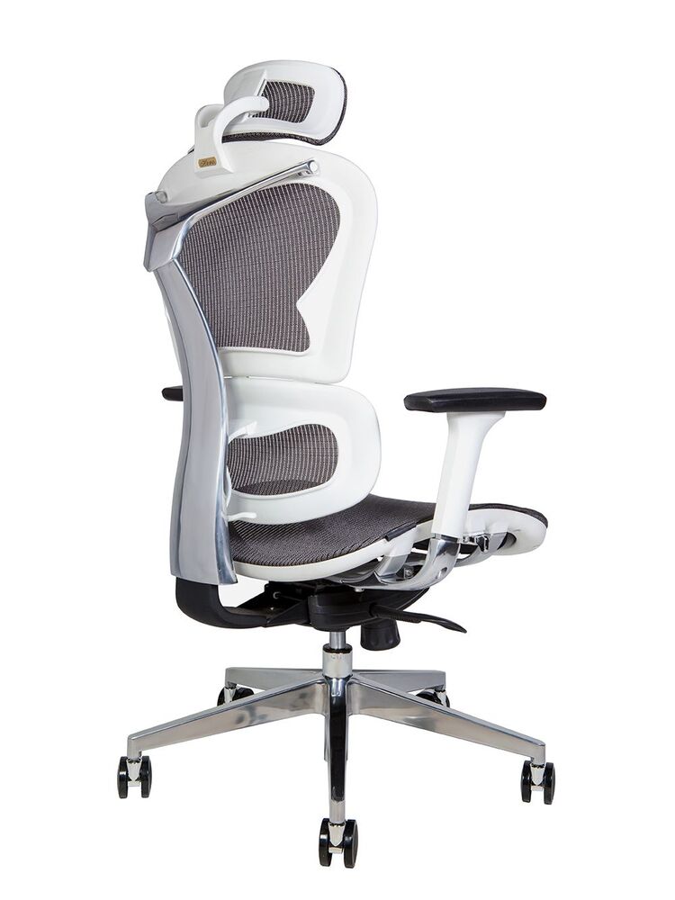 Кресло руководителя Hero white