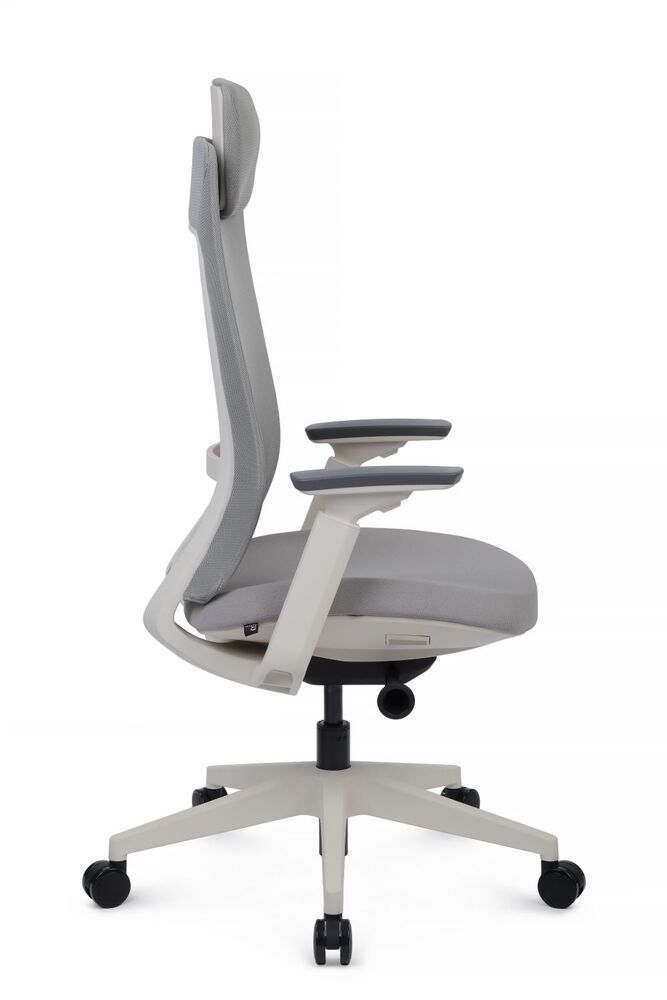 Кресло руководителя Miratt