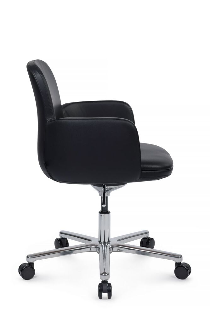 Кресло для персонала Charm