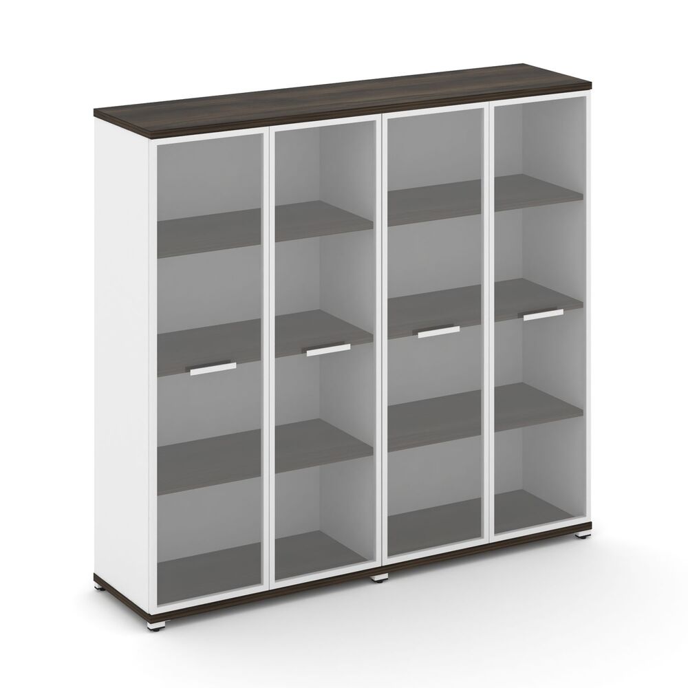 Шкаф две широкие секции, 4 ниши