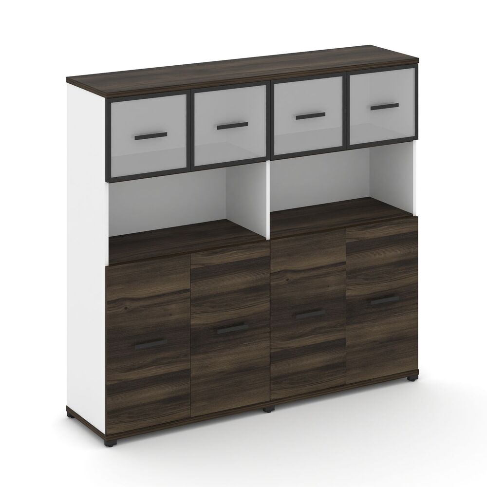 Шкаф две широкие секции, 4 ниши