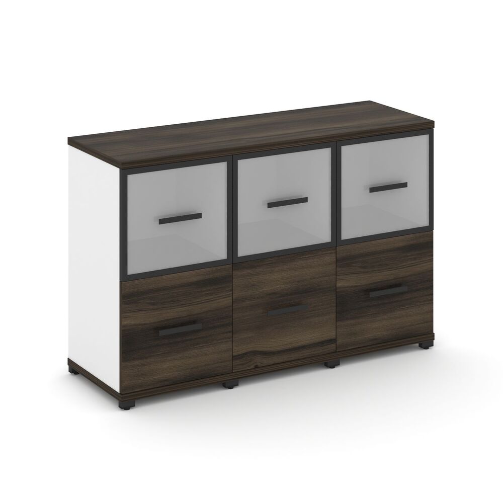 Шкаф три узкие секции, 2 ниши