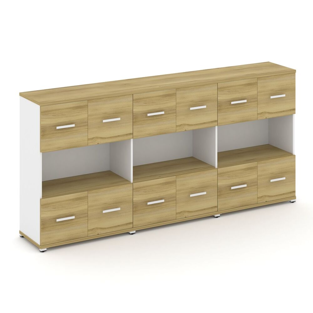 Шкаф три широкие секции, 3 ниши