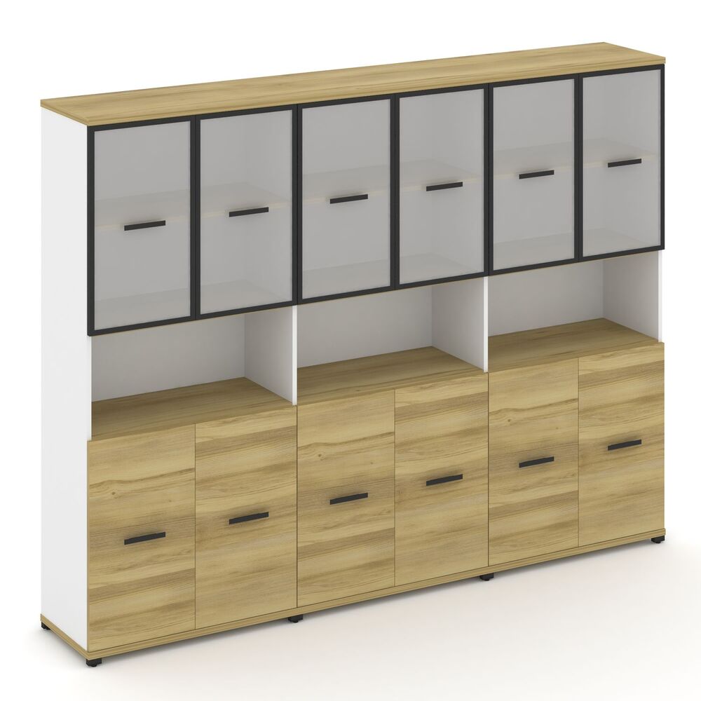 Шкаф три широкие секции, 5 ниш