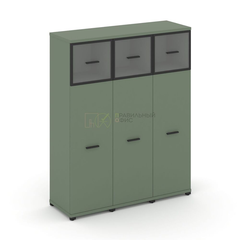 Шкаф три узкие секции, 4 ниши