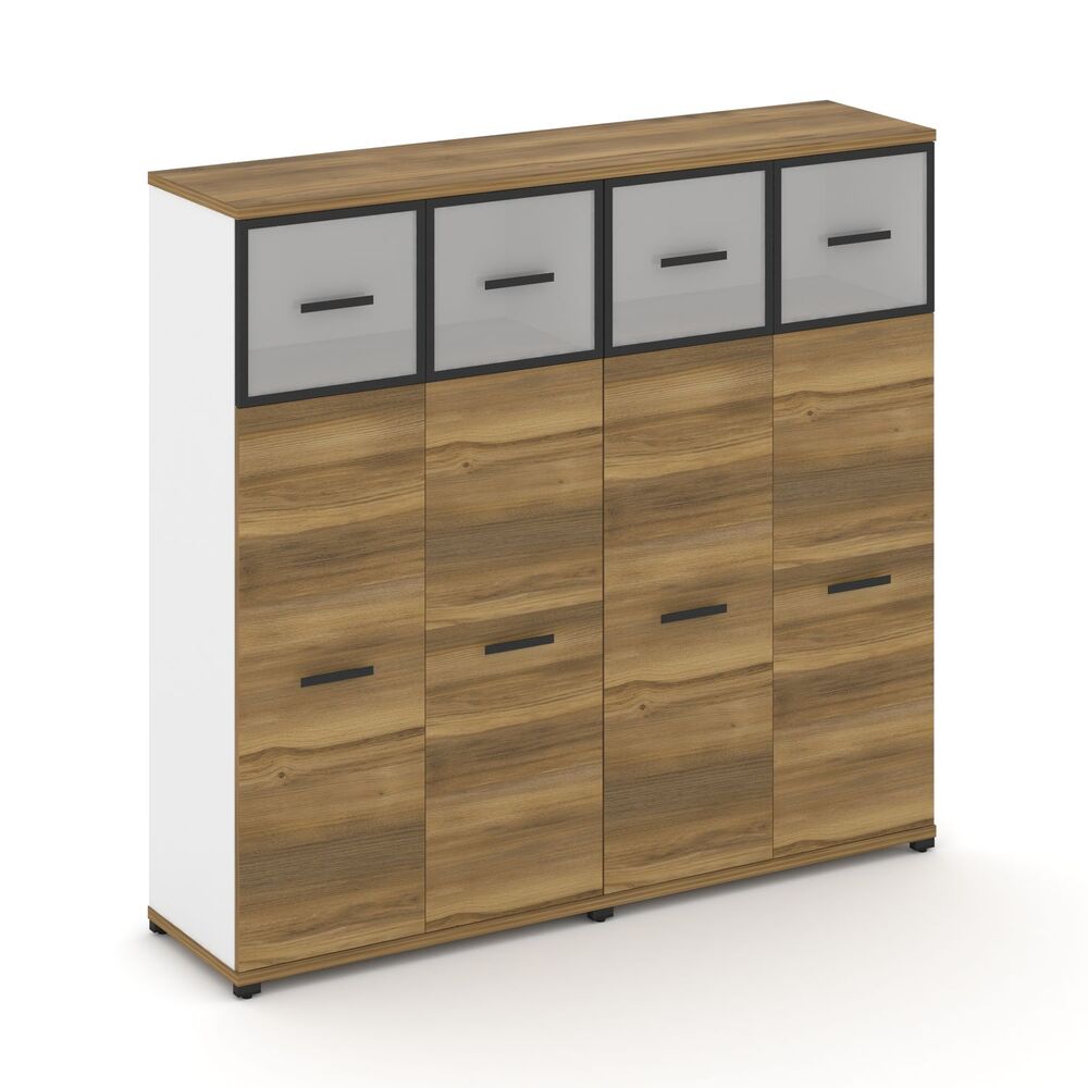 Шкаф две широкие секции, 4 ниши