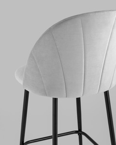 Стул полубарный