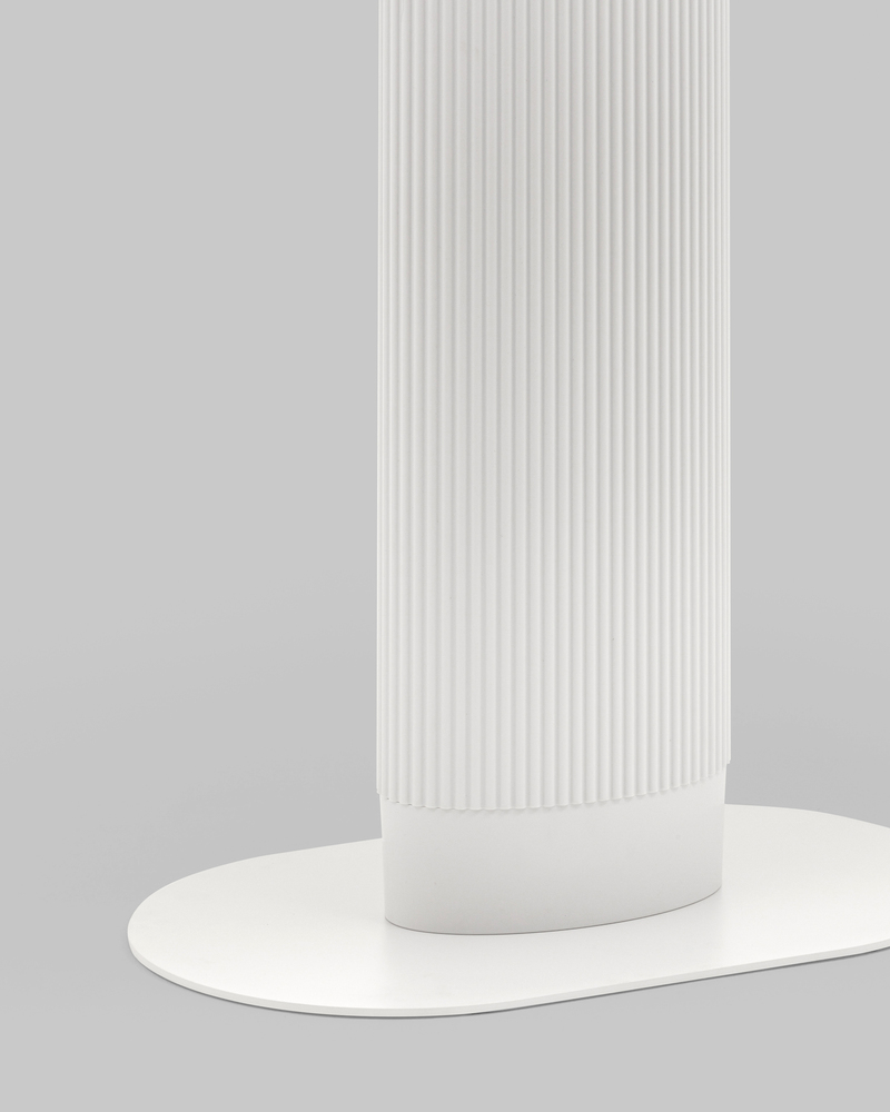 Стол обеденный