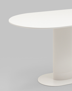 Стол обеденный