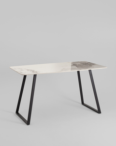 Стол обеденный