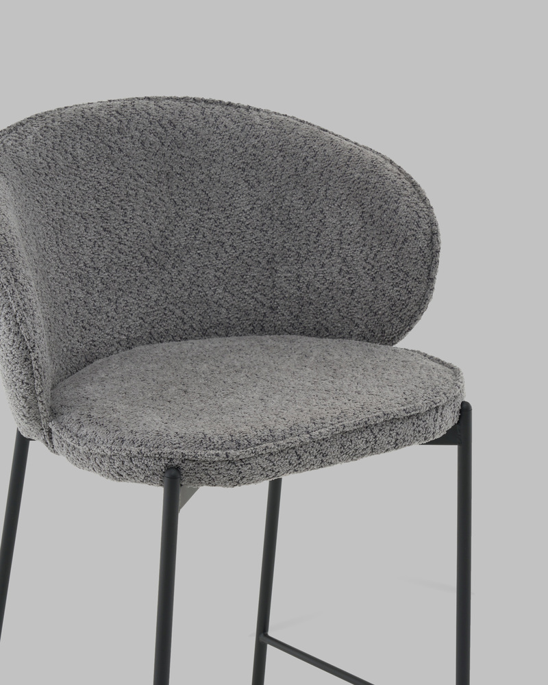 Стул полубарный