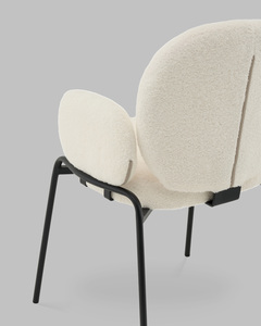 Стул с подлокотниками букле