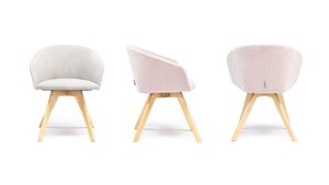 Кресло на деревянной крестовине