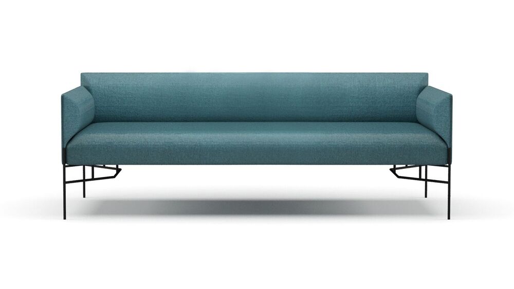 Диван трехместный