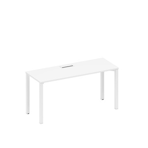 Стол письменный на металлокаркасе, столешница с заглушкой