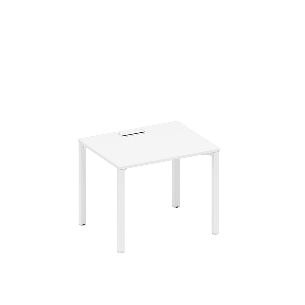 Стол письменный на металлокаркасе, столешница с заглушкой