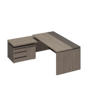 Стол руководителя с брифинг-приставкой боковой левый